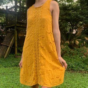 🥑FREE🥑 w/any FP purchase Francesca’s Meadow Sleeveless Lace Dress in Marigold